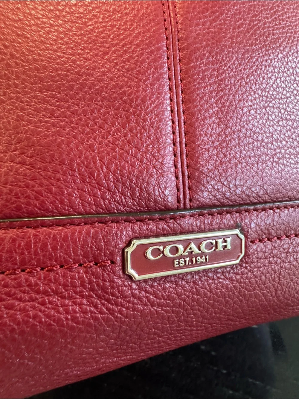 ♥️Coach Pebbled Leather Tote in Cranberry Red